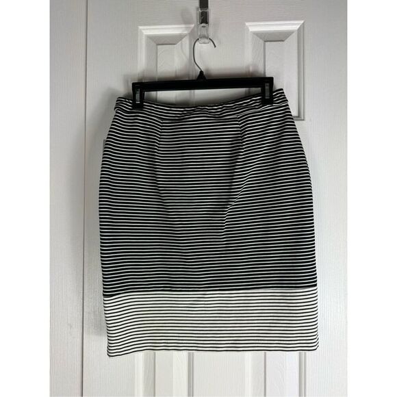 NWT IMNY Womens Skirt Size Small - Picture 2 of 4